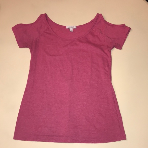 Pink Delia’s top - Picture 1 of 1